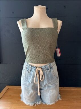 Roxy Sage Green Textured Eyelet Crop Tank Top Size Medium